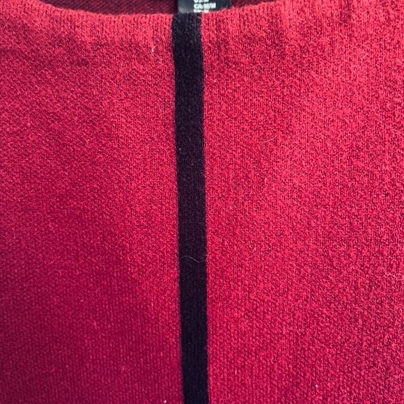 Cynthia Rowley Knit Sweater Red Maroon 3/4 Sleeve  Turn-ups Trim Top Size M - Picture 7 of 13